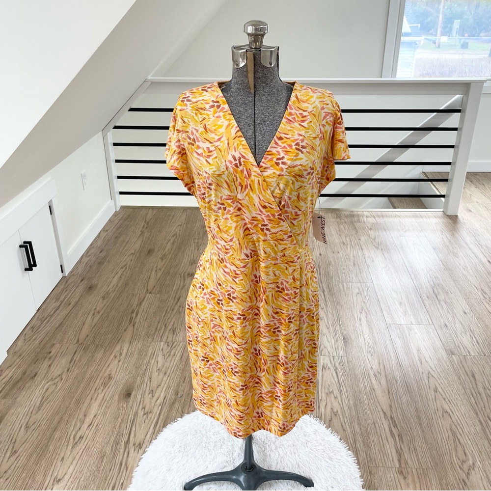 M NWT Nine West  stretchy, pink, and yellow short sleeve, V-neck dress